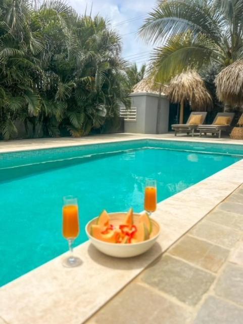 Belnem Puur Bonaire Boetiekhotel מראה חיצוני תמונה